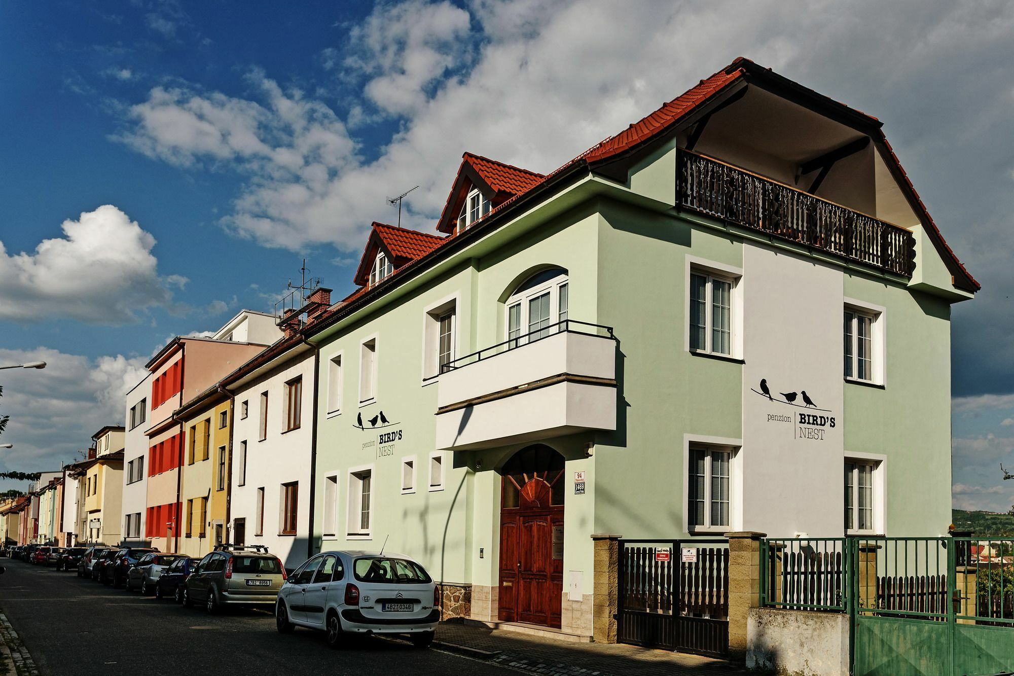Penzion Bird'S Nest Brno Bagian luar foto